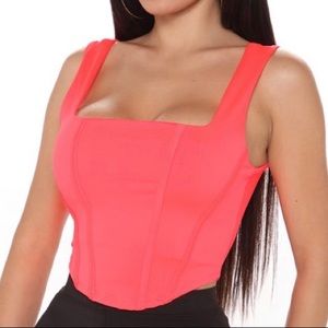 💕FASHIONNOVA NEON PINK CROP TOP💕